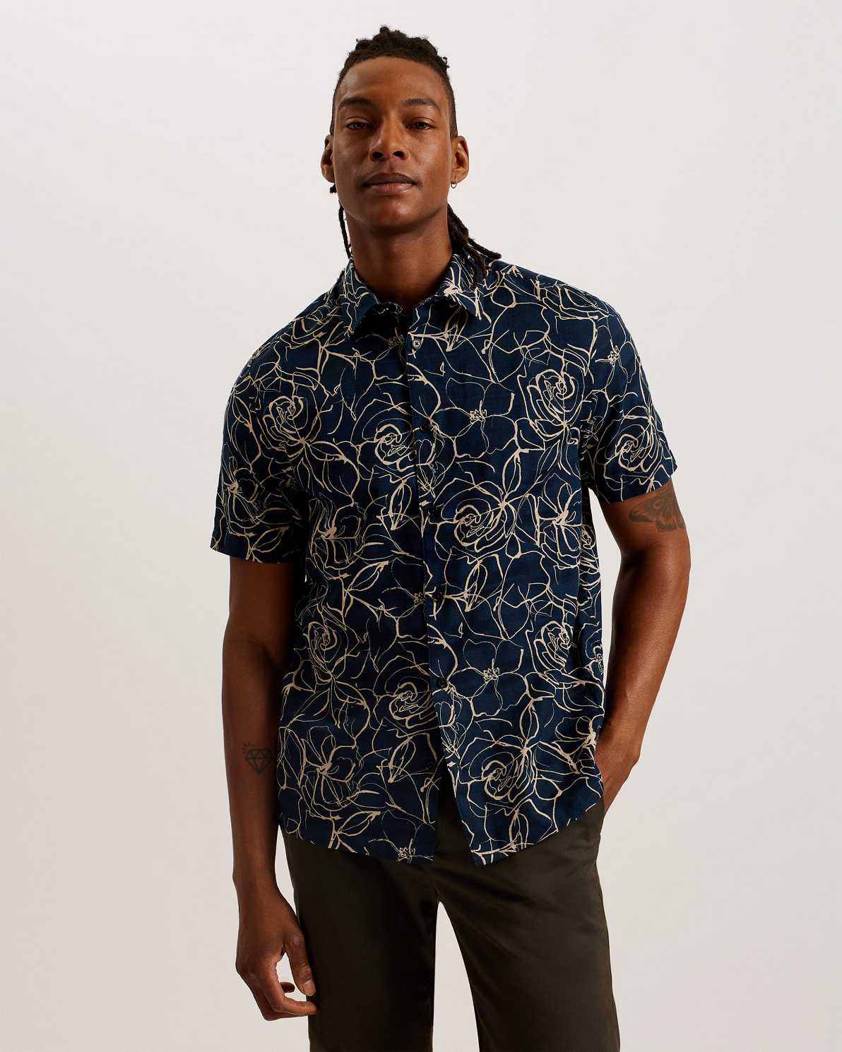 Navy Men Ted Baker Cavu Short Sleeve Printed Cotton Shirt | T-620317